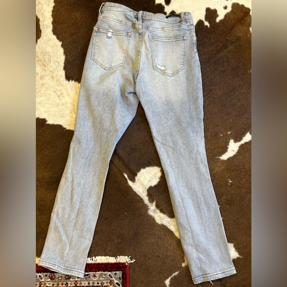 Risen Ripped Skinny Jeans - Picture 4 of 5